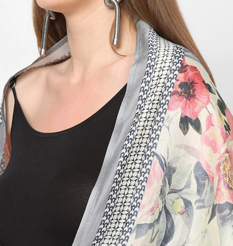 Women White & Pink Printed Shrug